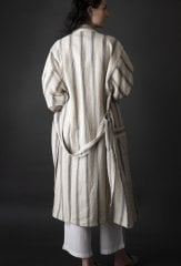 Nesa El Dokuma Bornoz/Siyah Çizgi