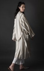 Nesa El Dokuma Bornoz/Siyah Çizgi