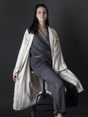 Nesa El Dokuma Bornoz/Bej Çizgi