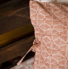 Saris Bohça Bağcıklı 2'li Yastık Kılıfı /Kiremit