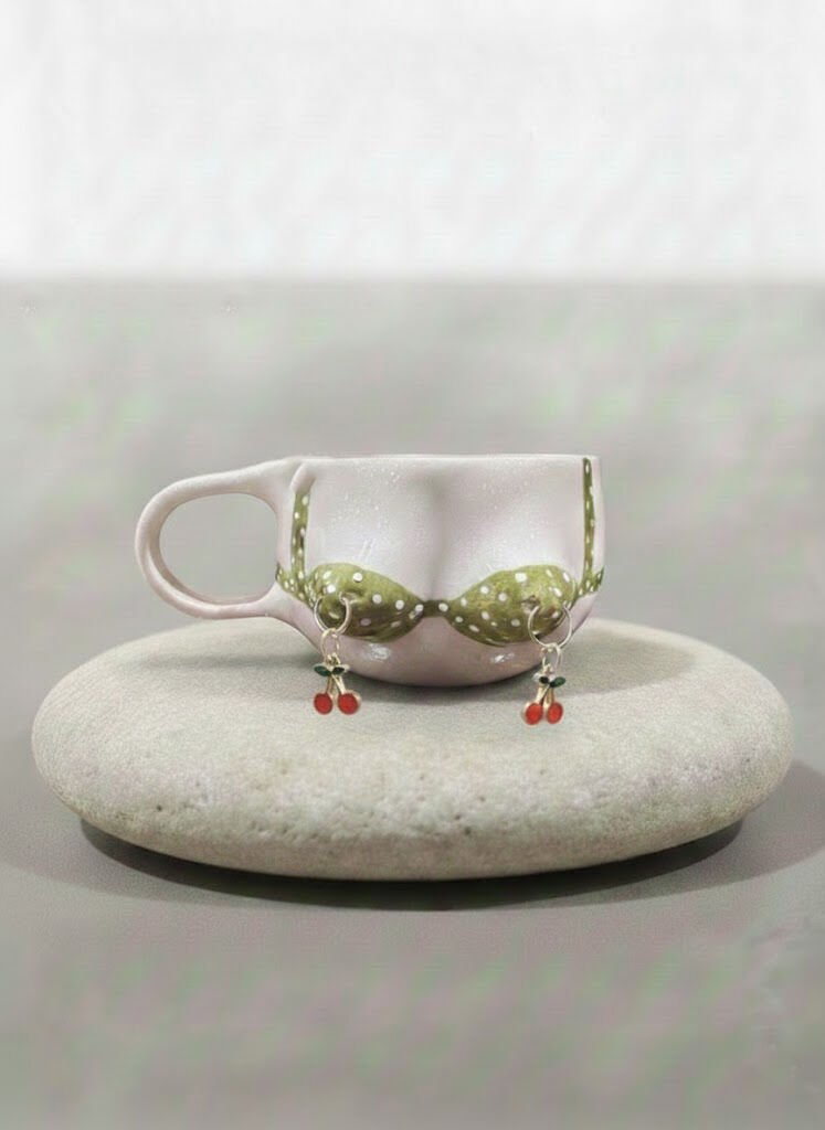 Charmlı Boob Fincan-Yeşil