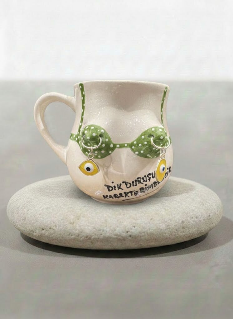 Charmlı Boob Kupa-Yeşil